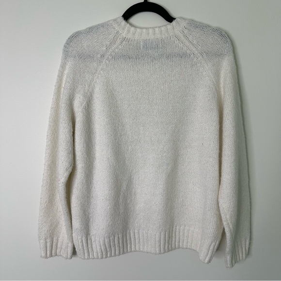 Old Navy Wool Blend Crewneck Sweater Size Medium - Picture 3 of 7